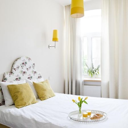 Bright Apartment In Old Town By Urban Rent Vilnius Extérieur photo